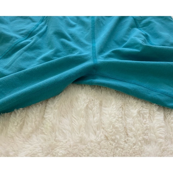 Toad&Co Terrane 7/8 Tight Curacao Blue Women's Medium - Picture 2 of 4